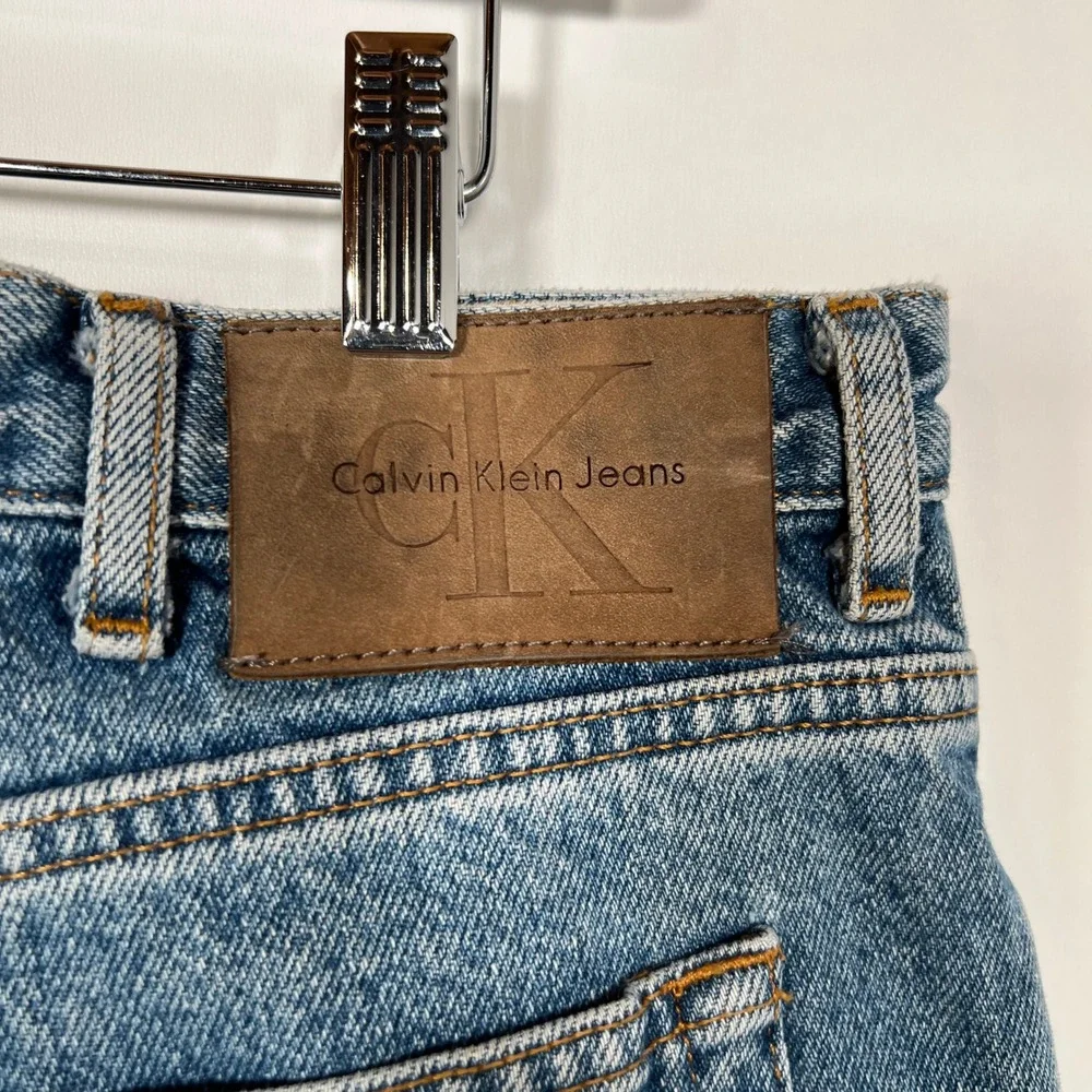 Vintage Calvin Klein Jeans Blue Straight Leg High Rise Medium Wash Denim 36x33 - Picture 5 of 9